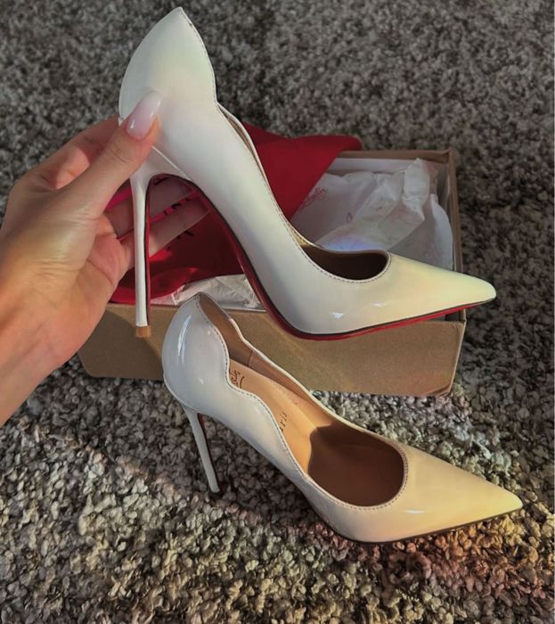 Pantofi Christian Louboutin piele pe stoc 37 negru si pr comanda