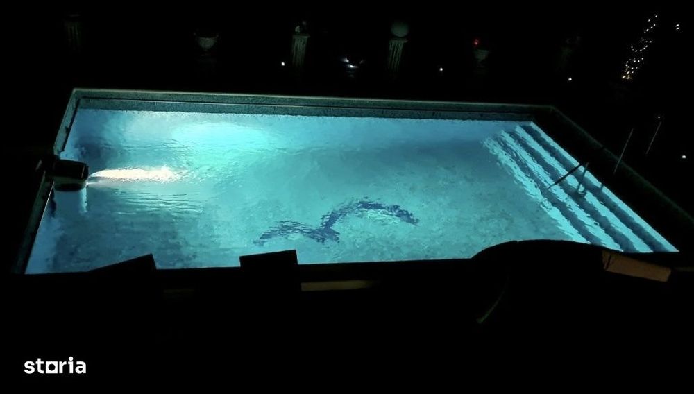 Vila cu piscina, sauna, tenis si sala sport noua, 200 mp, zona Balta V