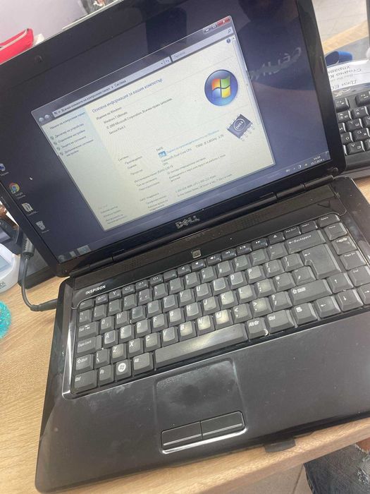Лаптоп DELL + зарядно и чанта