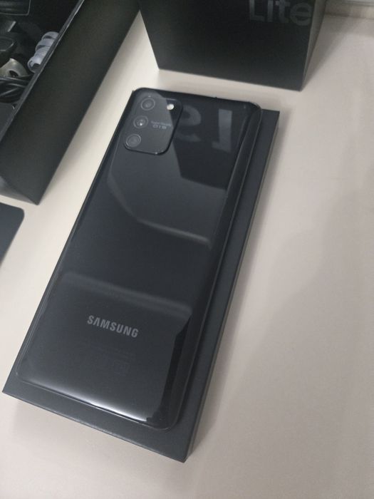 Продам Samsung Galaxy S10 Lite Snapdragon