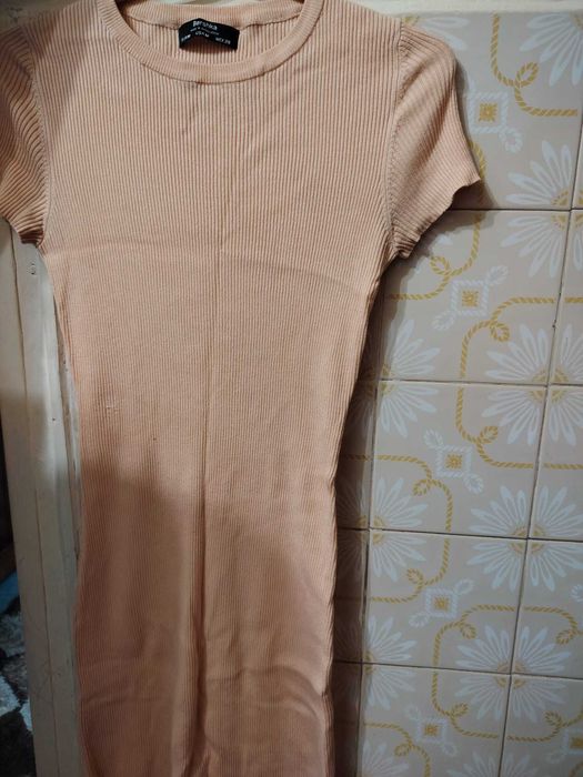 Rochita de vara (pe corp) - portocaliu deschis