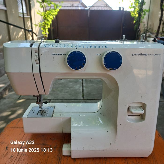 Masina cusut privileg model 1511