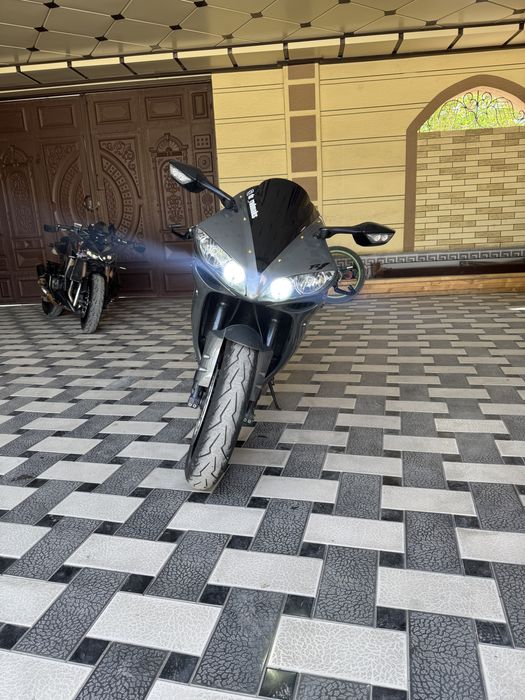 ОБМЕН!!! YAMAHA R1 2005 год