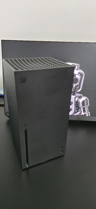 Xbox Series X 1TB + Controller + Cablu HDMI