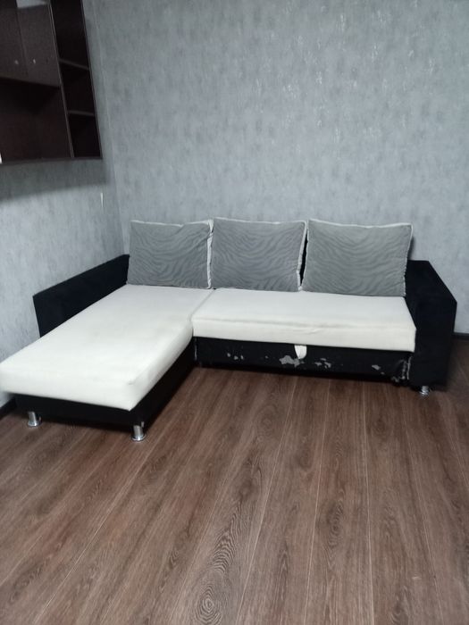 Угловой диван-трансформер с креслом