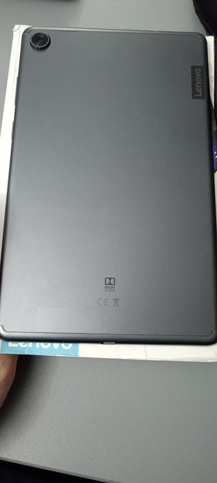 Планшет срочно сотилади холати зур ранги кора каропка документлари бор