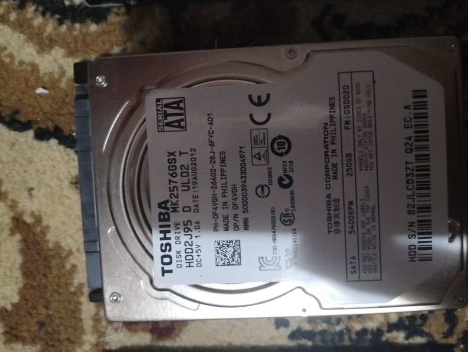 Vand hdd 320gb si placute ram