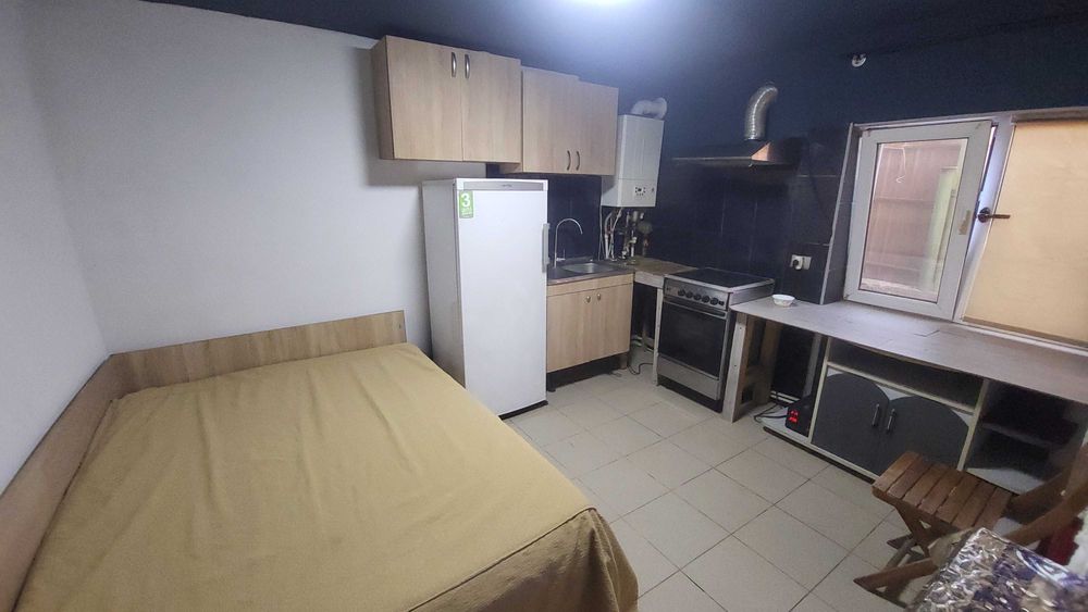 De inchiriat :Spatiu Generos -Doua corpuri independente