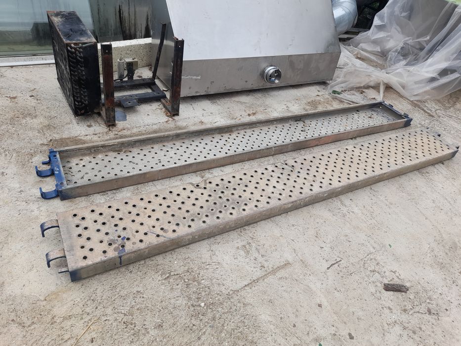 Строително скеле пътеки