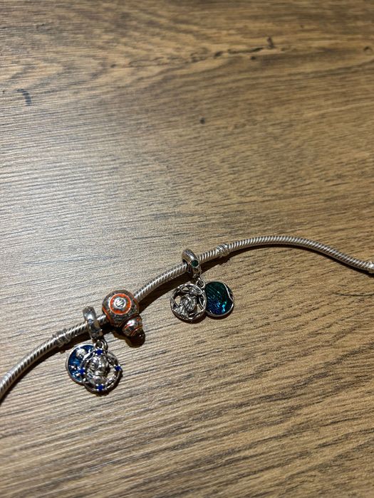 Pandora Star Wars гривна и талисмани