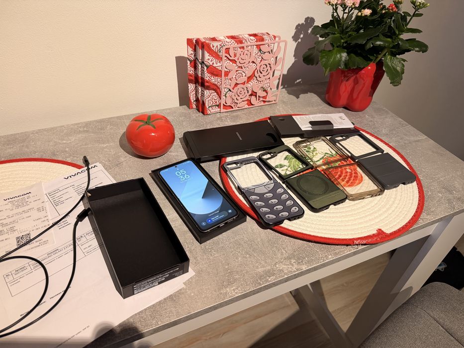 Samsung Glaxy Z Flip 6 256GB