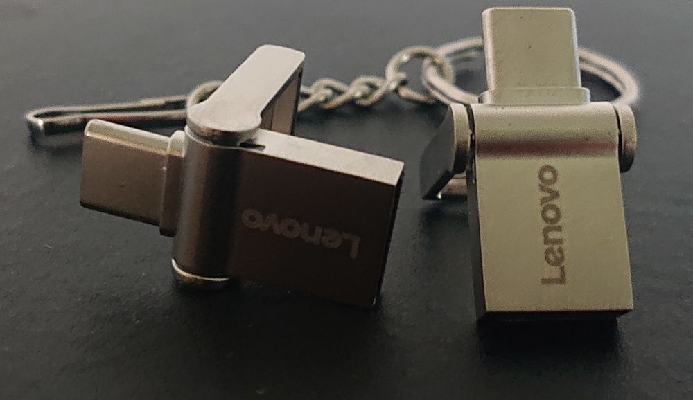 Флаш памет  LENOVO 2TB  2в1 с два накрайника