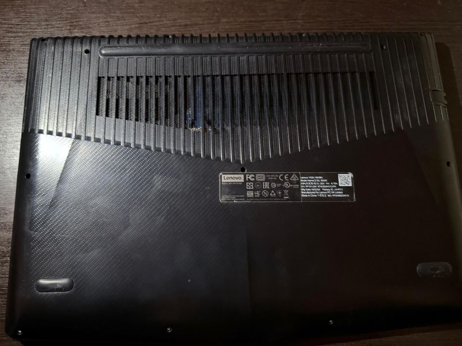 Ноутбук Lenovo y520