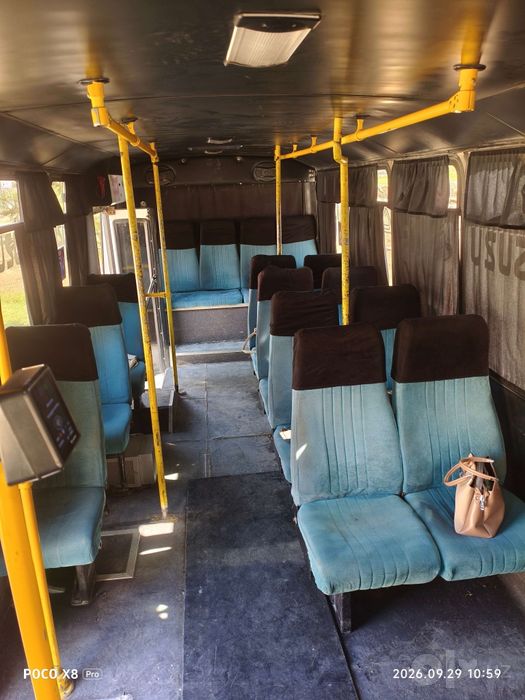 Isuzu avtobus sotiladi