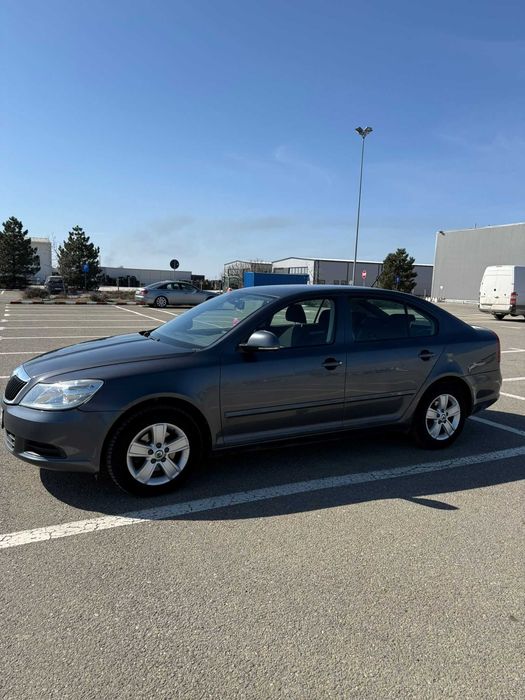 SKODA Octavia 2011 — imagine 2
