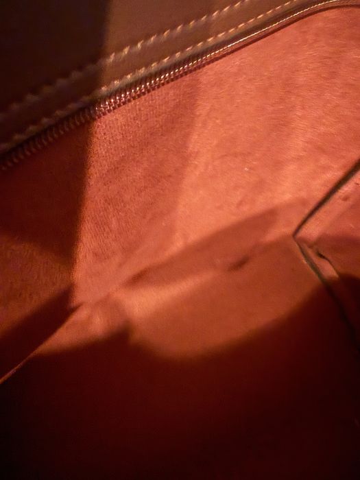 Вишнева кожена чснта