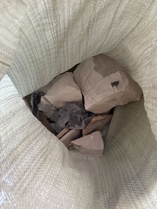 Отдам бетон и плитку