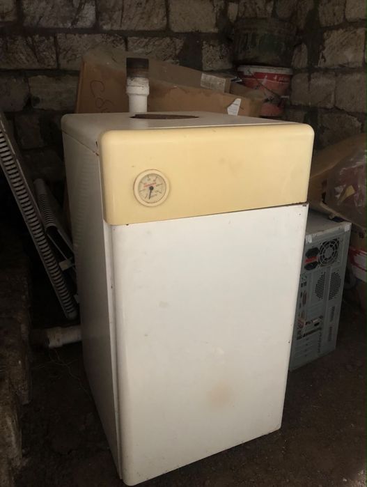 Продам газовый котел лемакс