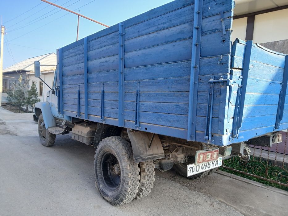 Bortavoy gaz 52 sotiladi