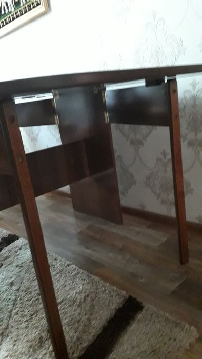 Стол 2м×1м в отличном состоянии