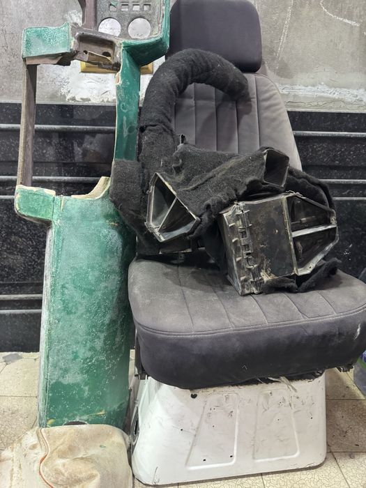 Баклашка мерс сиденияа ва тарпеткаси ва печкаси сотилади