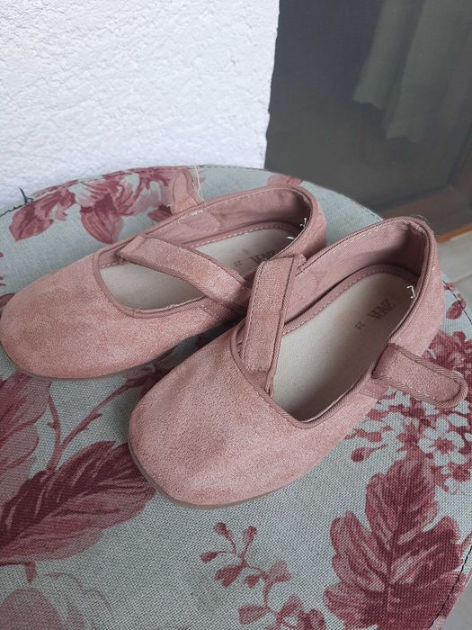 Ботушки, боти и маратонки за момиче !