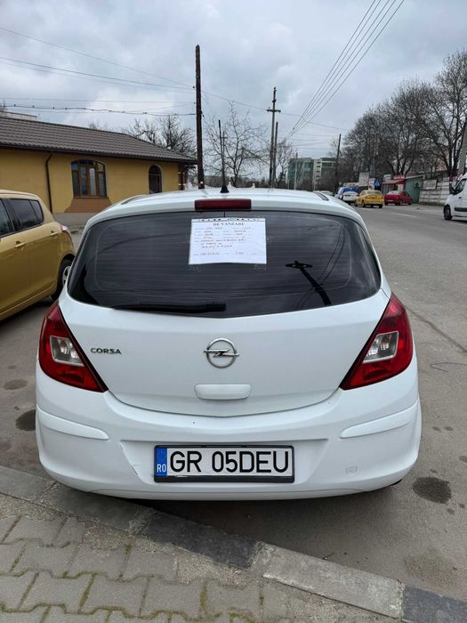 Vând autoturism Opel Corsa D