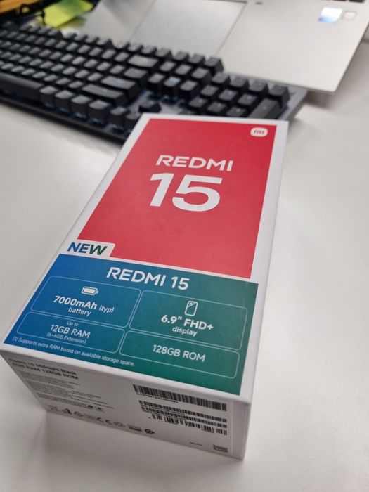 Xiaomi Redmi 15, 6.9" IPS, 50 Мп, 7000 мАч, зарядка 33 Вт, 6/128 Gb