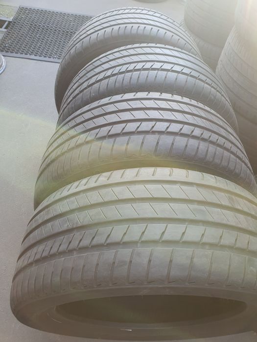 Anvelope vara X5 -G  pe 20 in doua latimi runflat