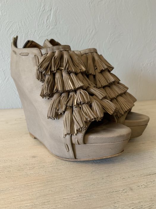 Женская обувь в асссортименте 37 размера, листайте фото