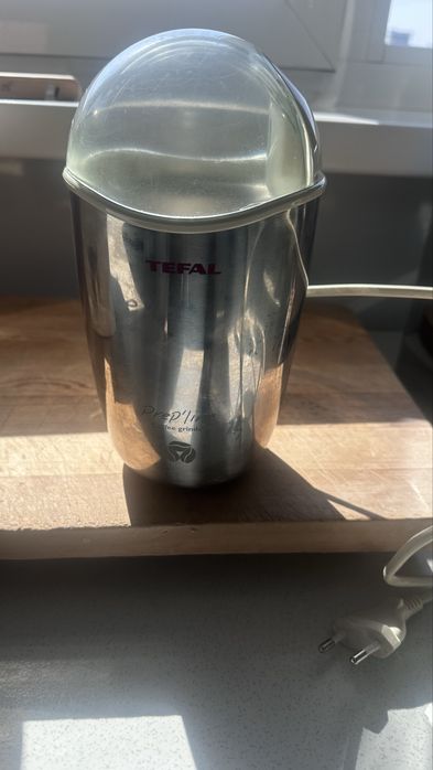 Кофемолка в хорошем состоянии