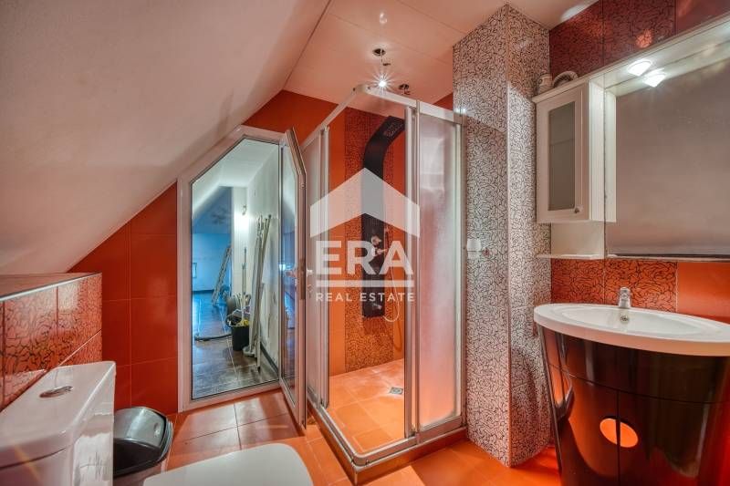 Продава се Тристаен апартамент в Варна, Победа - 90 кв.м за 1071 €/кв.м - Снимка #10