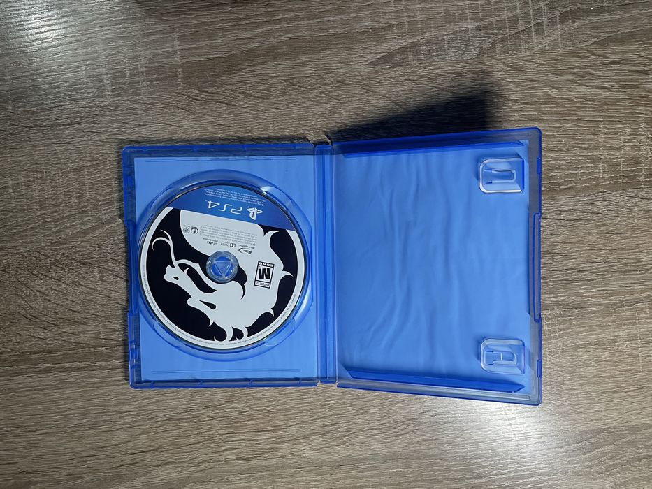 Срочно продам игры на playstation 4