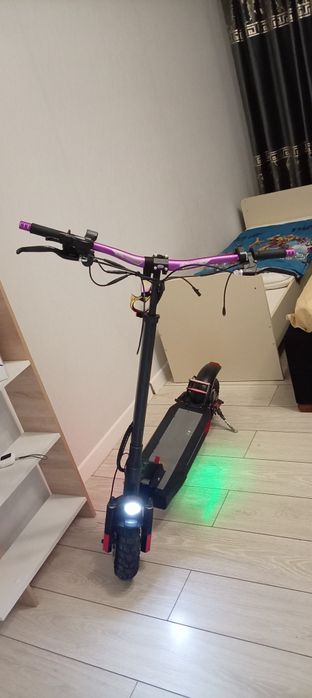 Продам электросамокат kugain 4 PRO