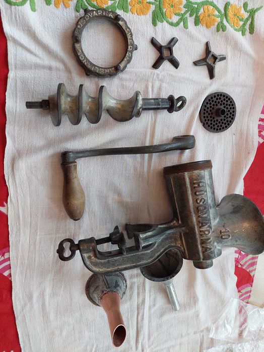 месомелачка и стари шишета