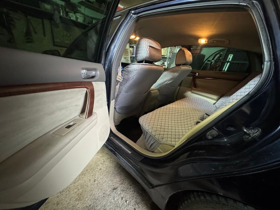 Продам машину NISSAN TEANA