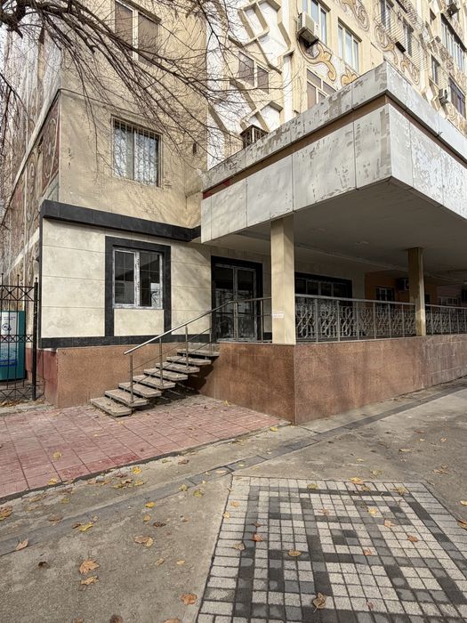 Ул.Нукус Гламур евро офис 65кв.м первая линия срочно