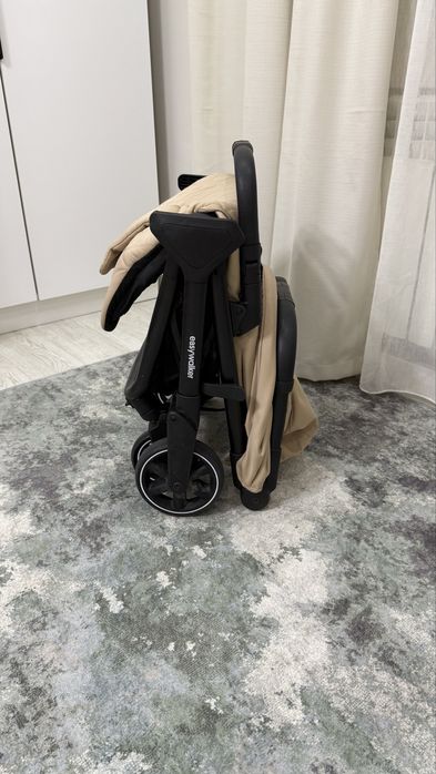 Коляска Easywalker Jackey