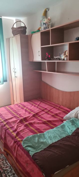 Dormitor tineret cu doua dressinguri