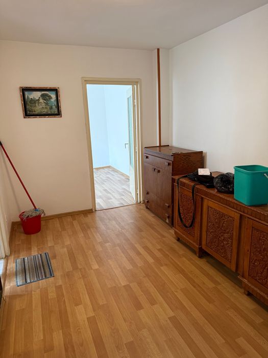 Vând garsonieră confort 1