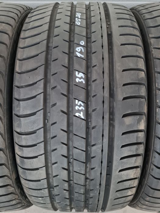Летни гуми 4 броя BERLIN Summer UHP1 235 35 R19 дот 0520
