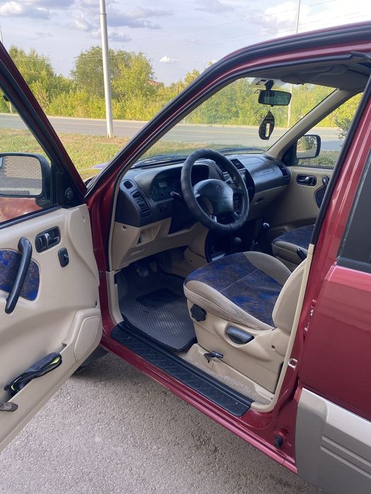 Nissan Terrano 2 r20