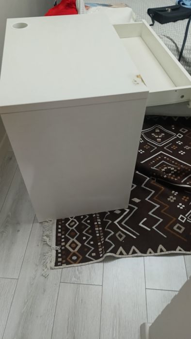 Продам стол NEW IKEA MICKE Computer writing dask  73x50x75