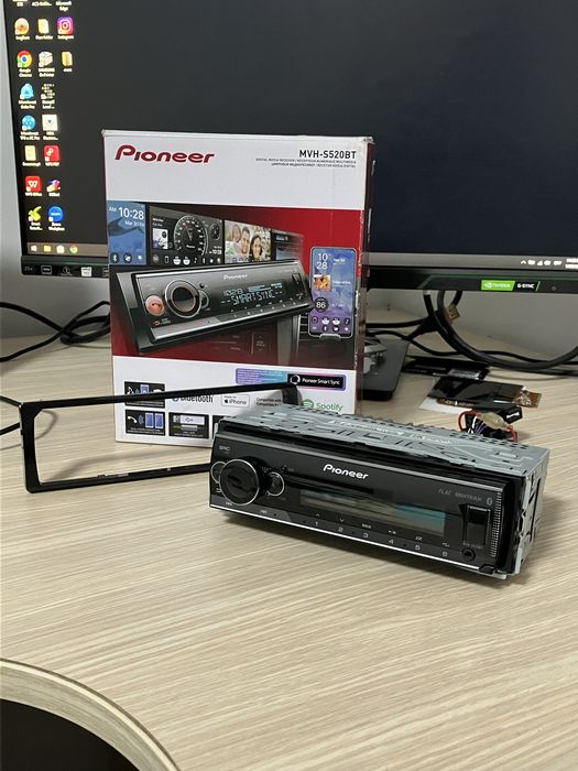 Pioneer MVH-S520BT радио плеър блутут НОВО