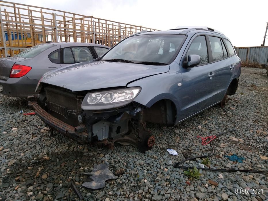 Dezmembrari  Hyundai SANTA FE 2 (CM)  2005  > 0000 2.2 CRDi GLS 4x4 M
