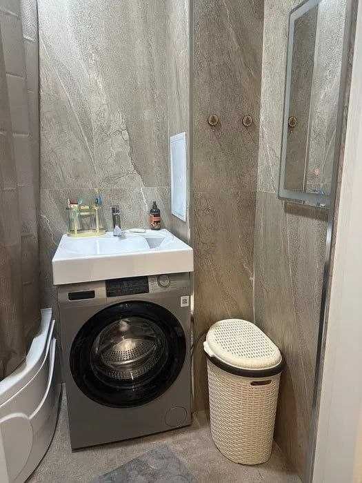 Новостройка 1комн/5/7, Разделка, Евроремонт, 27м2. Ор-р: метро Куйлук