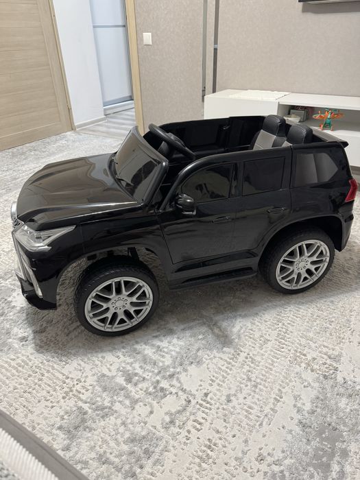 Лексус 570 детский