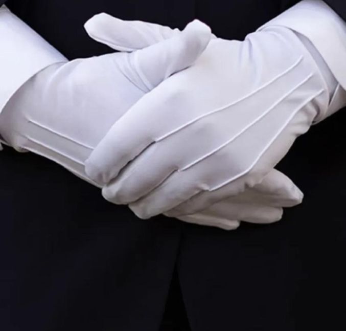 Перчатки тканевые белые парадные