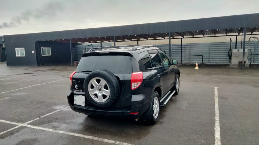 Toyota RAV4, 2006 года