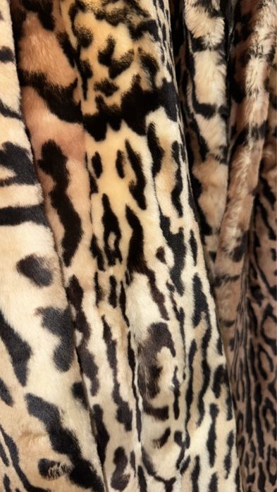 Palton din blana naturala, imprimeu leopard, marime 46-48 XXL
